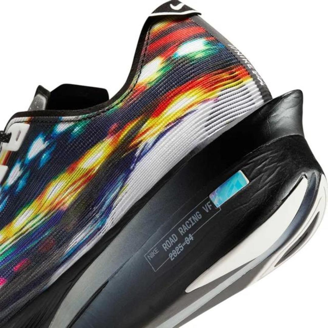 Nike旗舰跑鞋矩阵全解析:碳板革新与ZoomX科技如何定义跑步未来