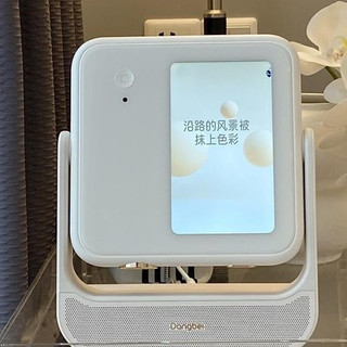 2025卧室投影仪性价比之选！这两款实测优秀，闭眼入不亏！