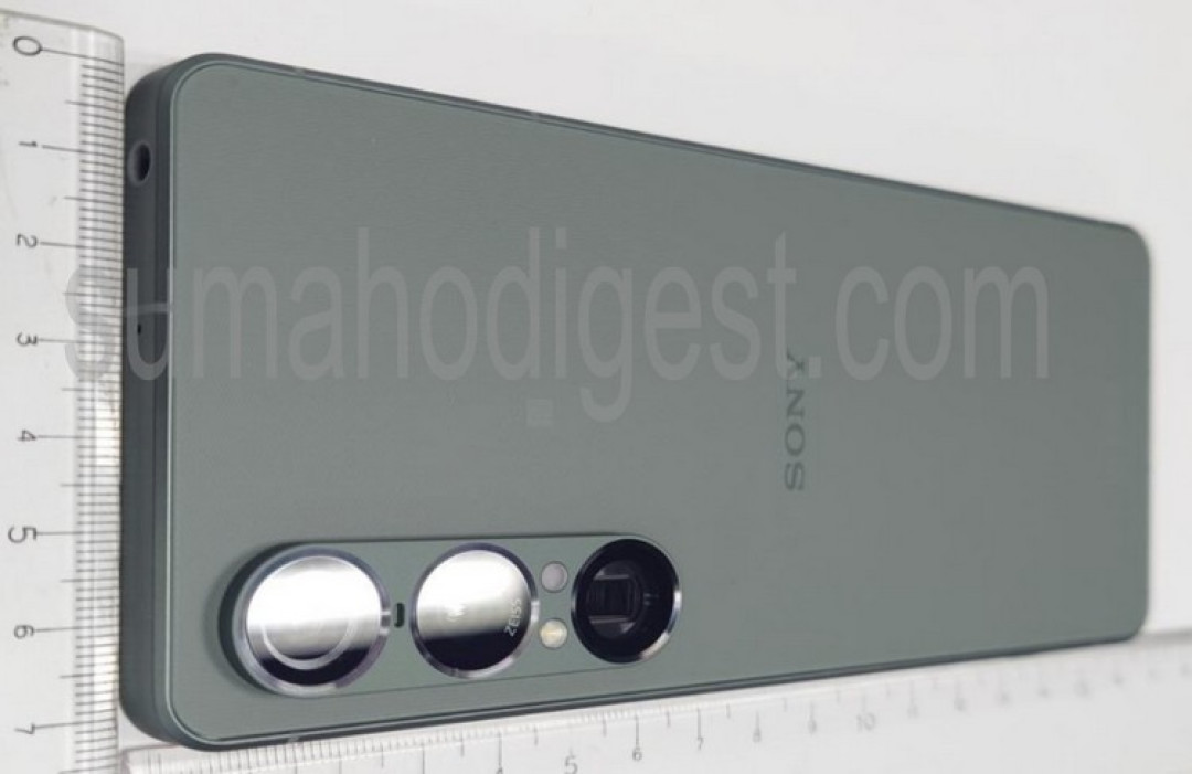 索尼新旗舰 Xperia 1 VII 通过认证,镜头微调、或改用打孔屏、升级骁龙 8 Gen 4