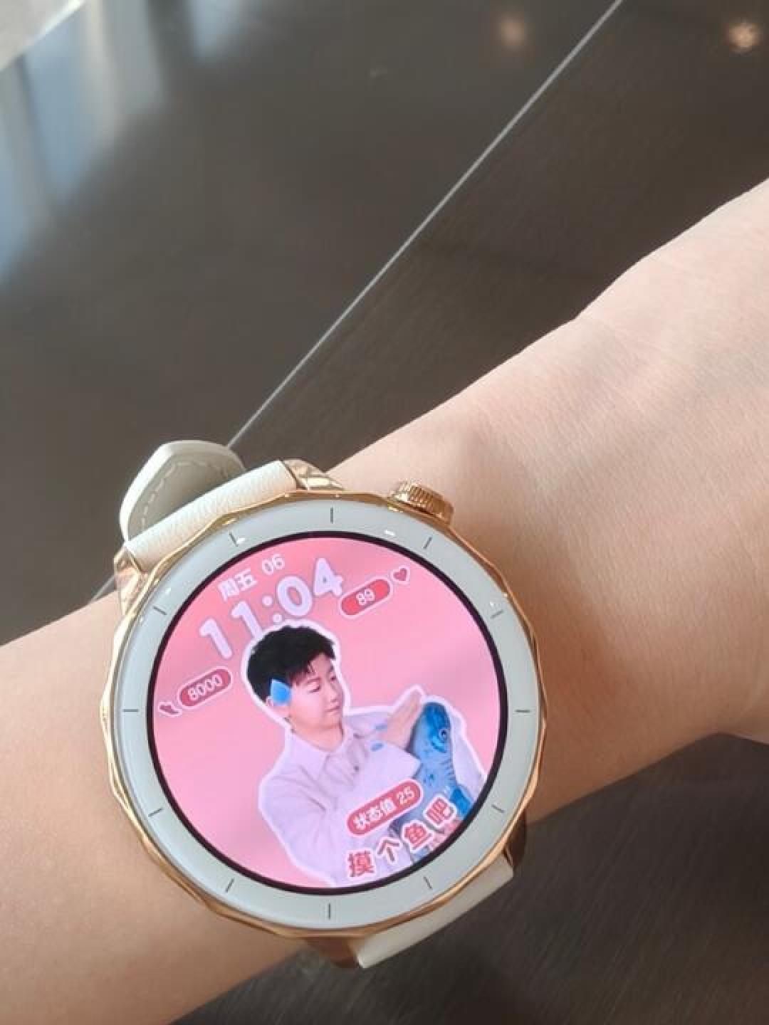 孙颖莎同款OPPO Watch X2 Mini星野黑：34克超轻设计+AI运动教练，年轻人都在追的「腕上教练」