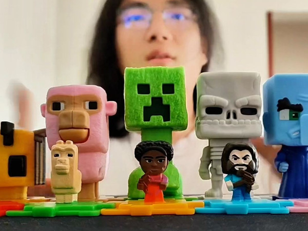 为测评狂买10份麦当劳！我的世界联名玩具开箱真香了？