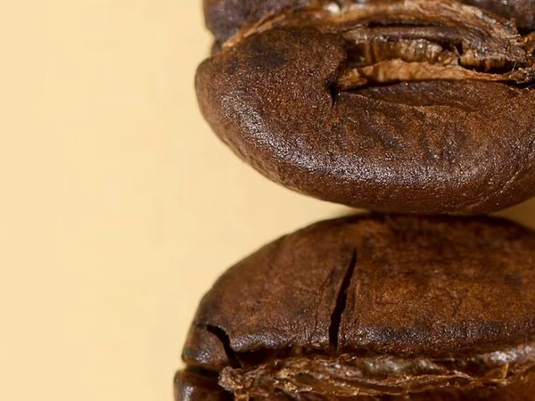 瑞幸咖啡即享深烘拼配咖啡豆1kg/袋低酸醇厚油脂顺滑手冲黑咖啡