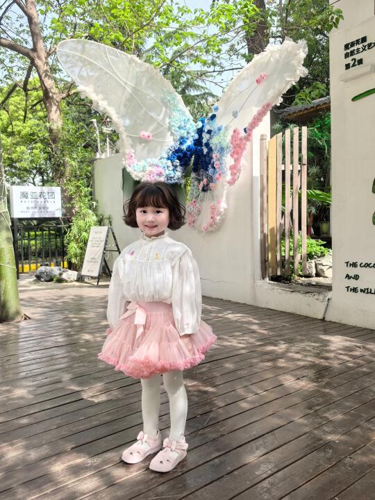 我家宝贝“蜈蚣精”又买鞋了....好看好穿超爱