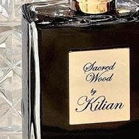 以香为引，开启檀香木的神秘之旅——By Kilian 凯利安 THE CELLARS 圣木迈索尔檀香香水