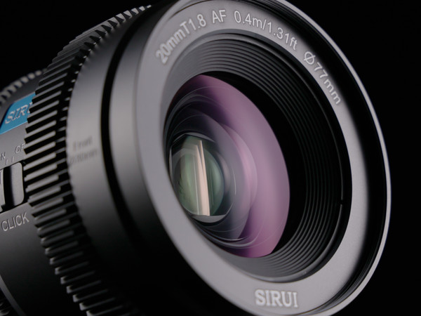思锐自动对焦变宽镜头第二弹 20mm T1.8