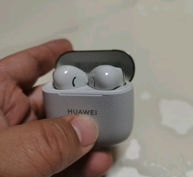 华为蓝牙耳机