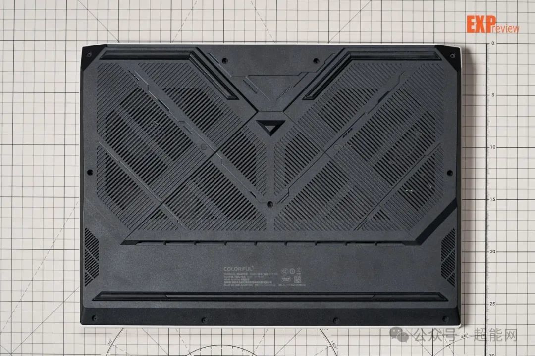 七彩虹隐星G16 Pro游戏本评测:RTX 5080带来强劲的游戏性能