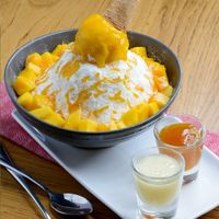 芒果季来了，没有人能优雅得吃芒果