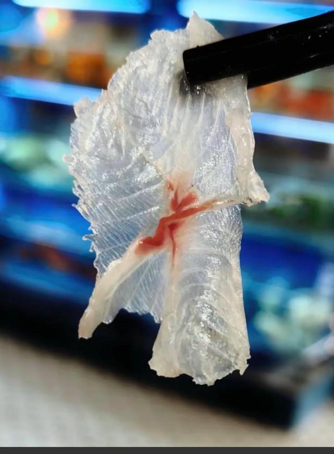 鱼生江湖:千年鲜味诱惑下的寄生虫生死暗战