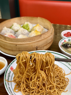 南京路上的！！建议来上海吃完这家再走～
