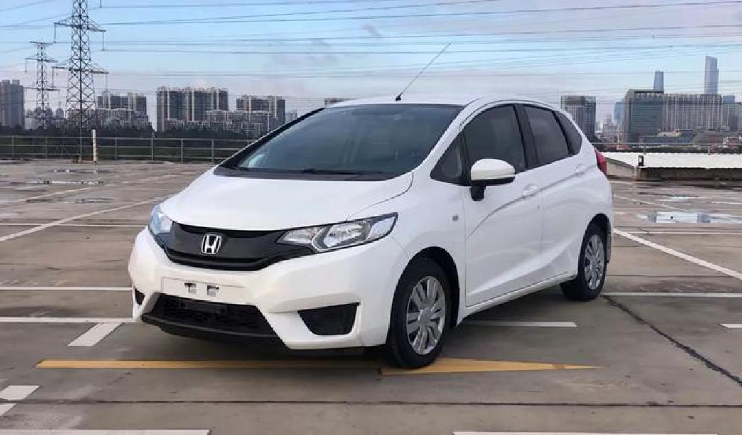 月薪5千到3万怎么选车?各收入段购车指南+省油技巧全解析