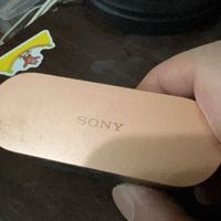 WF - 1000XM3是无线降噪耳机，还是不错的。