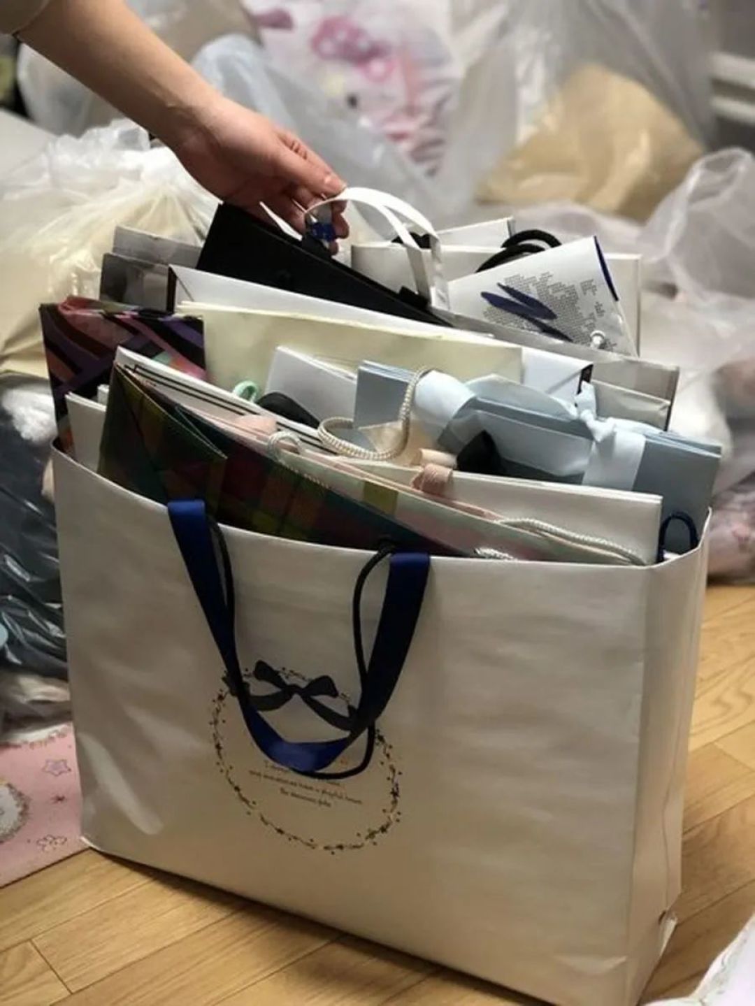 你舍不得扔的书本及纸袋,到头来都是废物!跟着这份清单丢了它,家务减半,治愈疲劳感