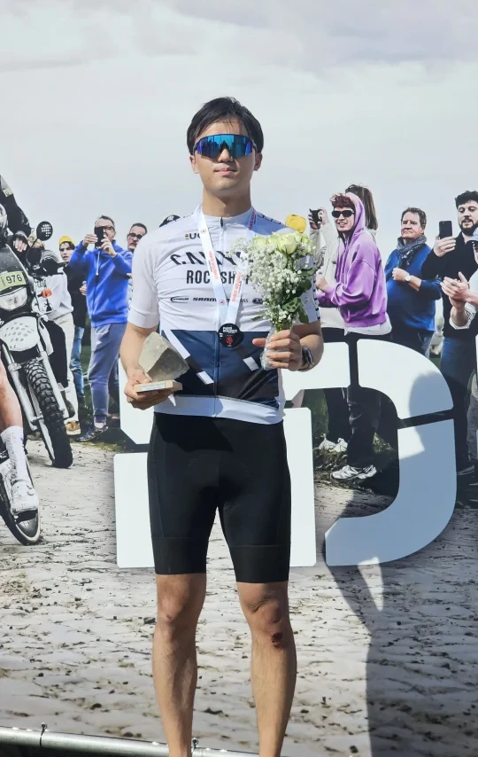 首战Paris Roubaix