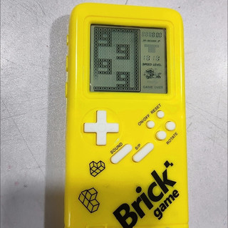 经典怀旧的俄罗斯方块游戏，80/90后的你能过几关？