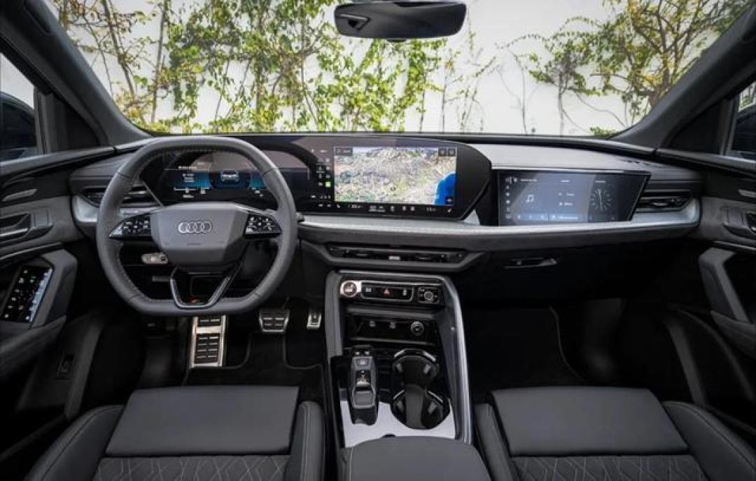 轴距近3米+华为智驾!全新奥迪Q5L如何重新定义家用豪华SUV