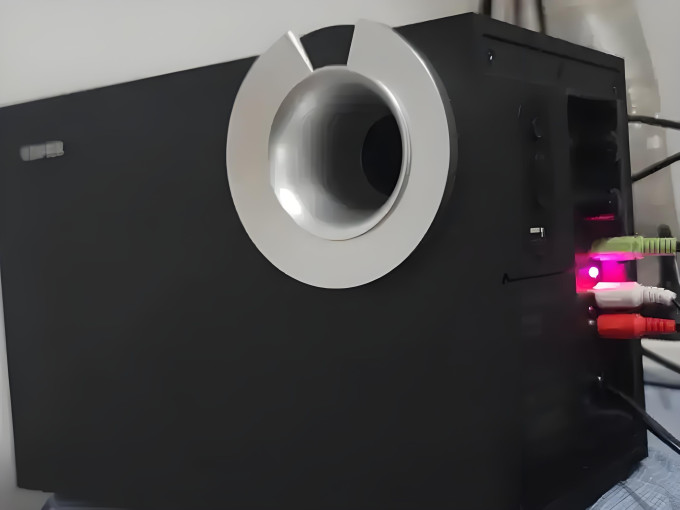 漫步者音箱