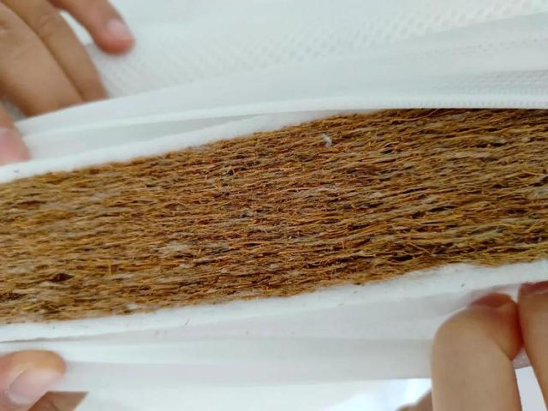 床垫选购避坑指南：按年龄选材质避开伪科技陷阱，附品牌实测推荐