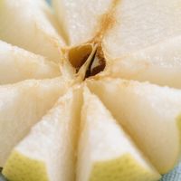 春日好果子之香脆甜的皇冠水晶梨