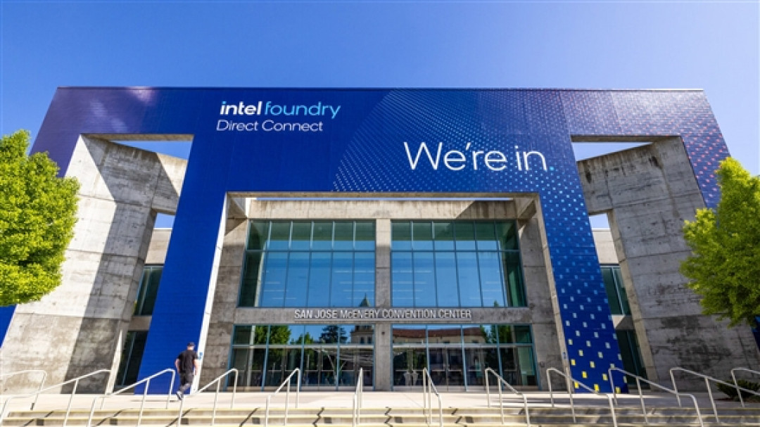 18A量产在即 14A已上路!Intel代工释放两个关键信号:信任、合作