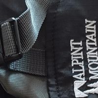 徒步旅行必备！埃尔蒙特登山包，大容量与轻便兼具的户外神器