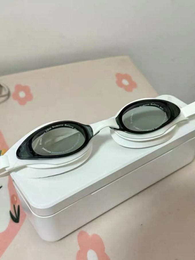 蛙咚游泳