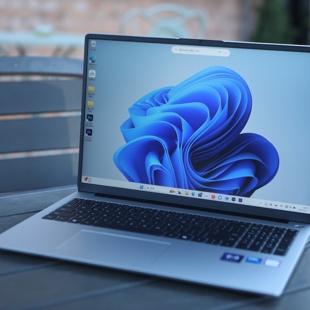 护眼大屏遇上多屏协同，Hi MateBook D 16实在是强