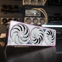 七彩虹RTX 5060 Ti Ultra双版本显存实测：散热设计与性能解析