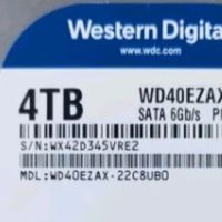 西部数据蓝盘4TB硬盘：大容量存储的可靠之选