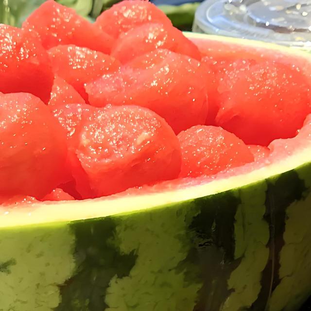 🌴夏日限定快乐——西瓜，你值得拥有！🎉