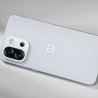 10分钟卖出2亿元，16GB+1TB+6260mAh，已成手机行业“新黑马”