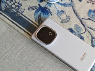 手机电池越来越大，iQOO Z10 Turbo Pro这款符合你需求吗？