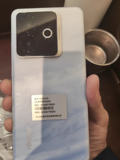 真我手机选购指南：三款性价比王炸机型，看完再下单不踩坑