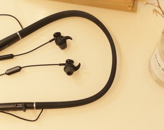 老人适合哪个品牌助听器？町石助听器好用吗？最强助听器选购攻略