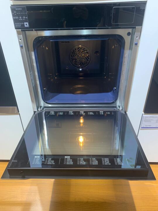 以下是基于搜索结果的老板蒸烤箱ZKQS-65-C92-U2的核心信息整理与分析：
---
### **一、基础参数与功能亮点**
1. **产品概况**
- **型号**：ZKQS-65-C92-U2