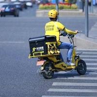 拼好饭进化论：9.9元套餐如何撬动百亿外卖市场