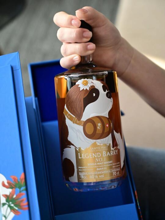 被这瓶狗狗威士忌拿捏了💥白桃金桔甜美酒体