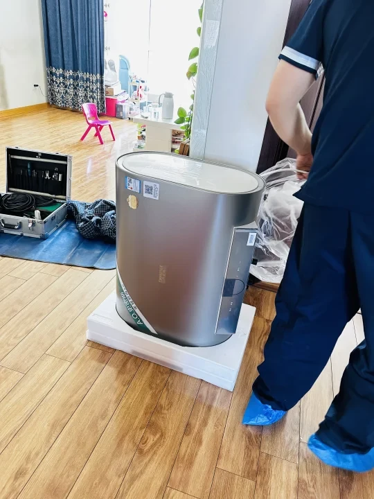 #史密斯佳尼特[搜索高亮]# CTE-60HT3 电热水器：小空间的热水大满足​
​
在寻找一款既节省空间，又能提供高效热水供应的电热水器？史密斯佳尼特 CTE-60HT3 或许正是你的理想之选。它以