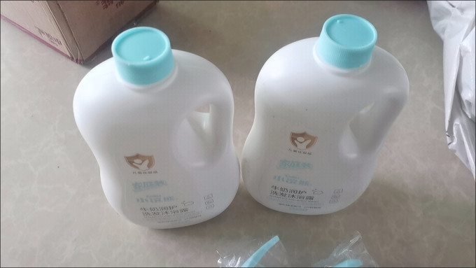 小浣熊婴幼儿洗发沐浴二合一