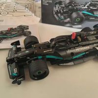 乐高机械组 42165 梅赛德斯 AMG:指尖上的速度盛宴