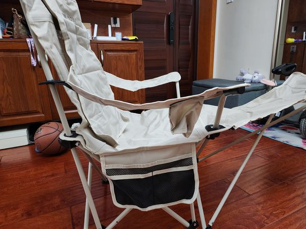 露营党必入！牧高笛乐享躺椅实测：三挡调节，躺平看星空太爽了