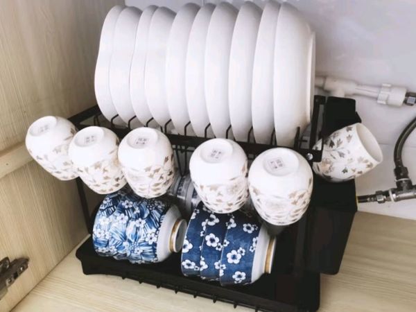 太力吸盘纸巾架 免打孔厨房置物架壁挂卷纸架吸盘懒人