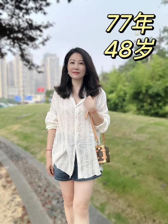 48岁，每天两顿饭，终身坚持港式抗衰