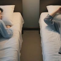 中年夫妻分床睡：婚姻里的那些"床事儿"