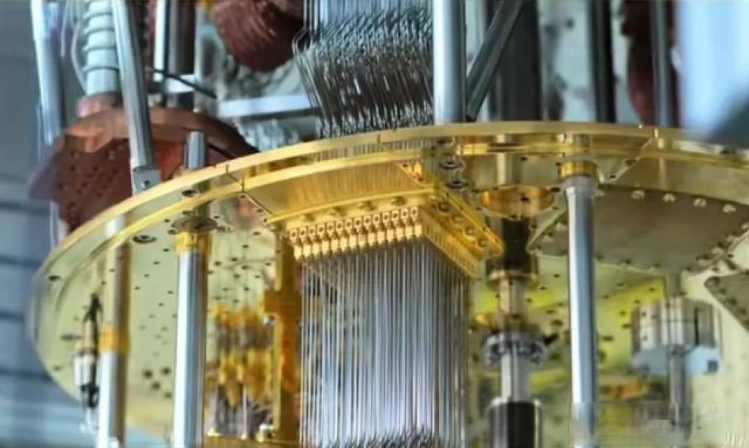 我国第四代量子测控系统本源天机4.0发布,突破500量子比特开启量产新纪元