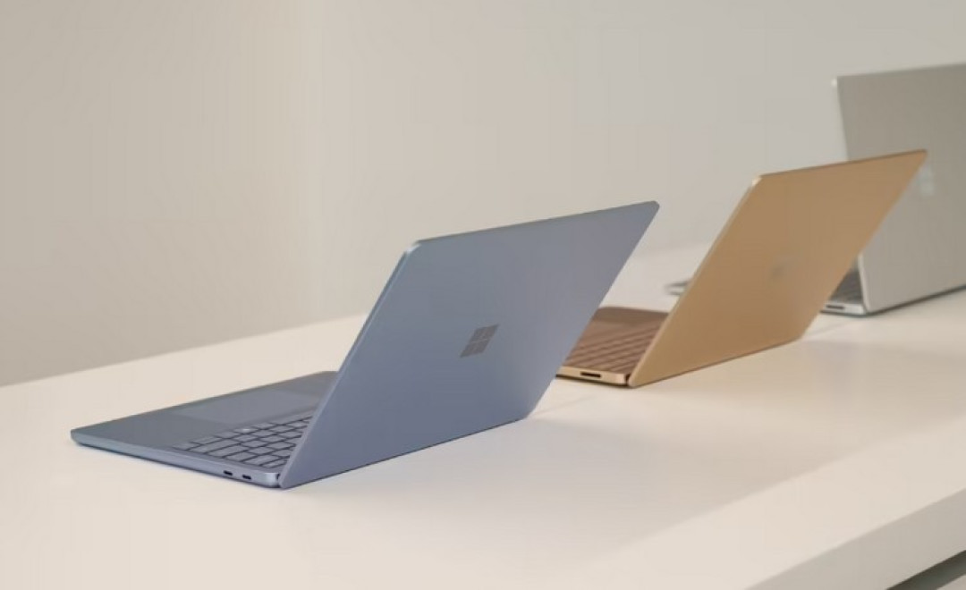 微软还发布 Surface Laptop 13 英寸版本,屏幕缩小、采用高通骁龙 X Plus