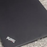 ThinkPad X1 Carbon：超薄高效办公利器