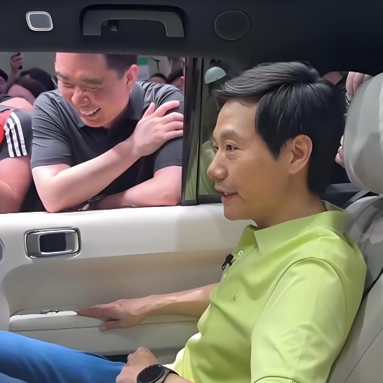 “超级产品教父”李想6.4亿！李书福37.6万！车企高管薪酬大揭秘