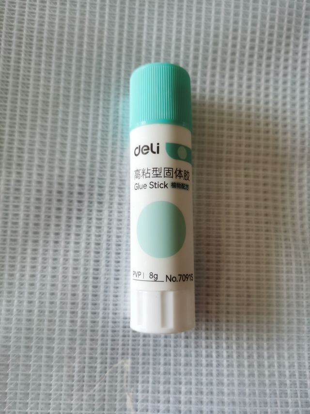 得力高粘型固体胶  植物配方  涂抹顺滑 I 可水洗 I 无甲醛