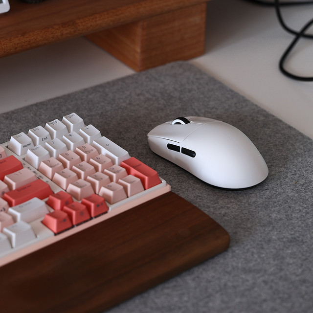 VXE蜻蜓R1 SE长续航，专为电竞爱好者打造的性价比鼠标